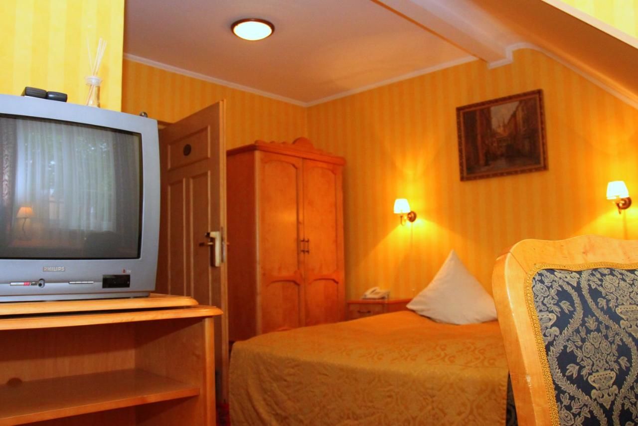 Отели типа «постель и завтрак» Dedek Park Варшава-30